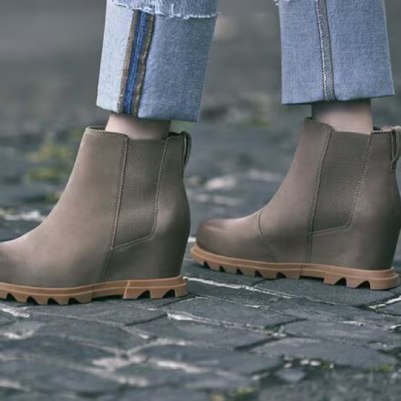 Sorel Joan of Arctic ll Wedge Chelsea Snow Boot - Taupe Grey size 10 - Picture 12 of 13